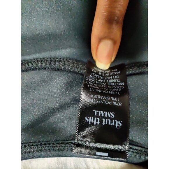 Strut This Stretch Crew Neck Sleeveless Racerback Star Sports Bra Black Small - Picture 3 of 5